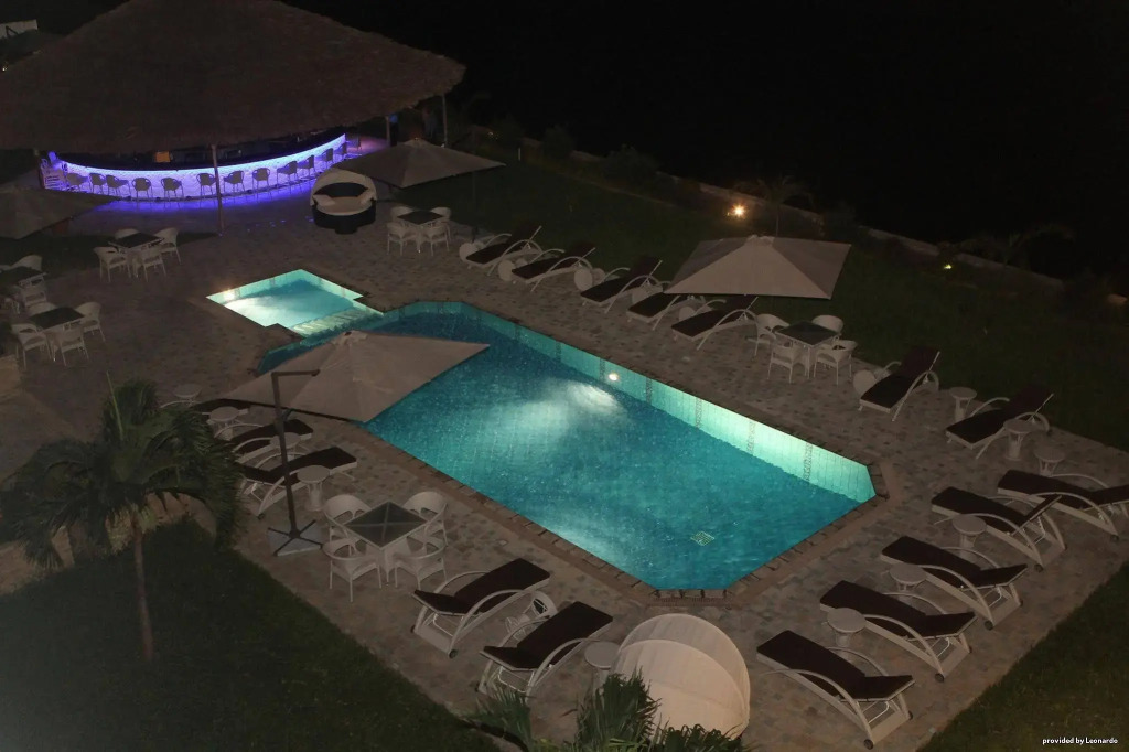 CityBlue Creekside Hotel & Suites
