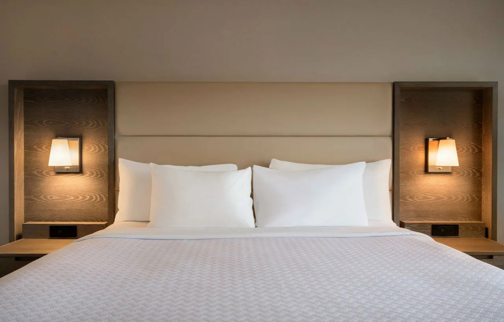 Crowne Plaza Englewood by IHG