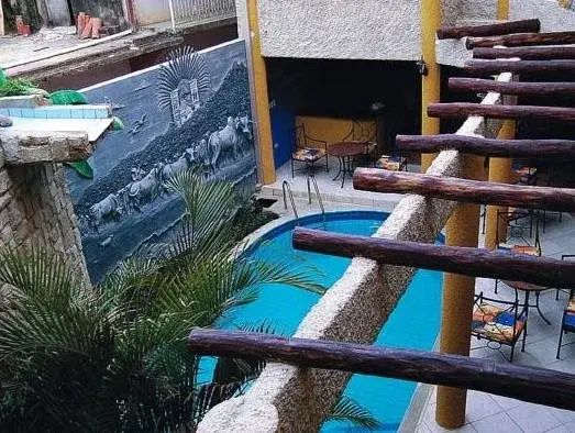 Hotel Campanario