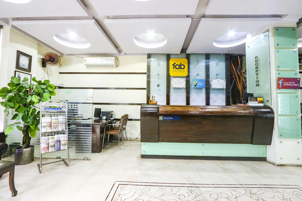 OYO 6648 Hotel Royal Residency
