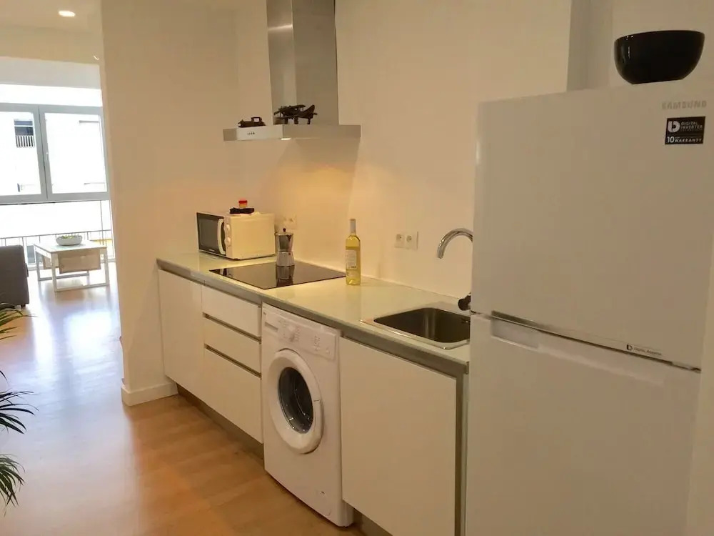 AHRO Suites Plaza María Guerrero 4