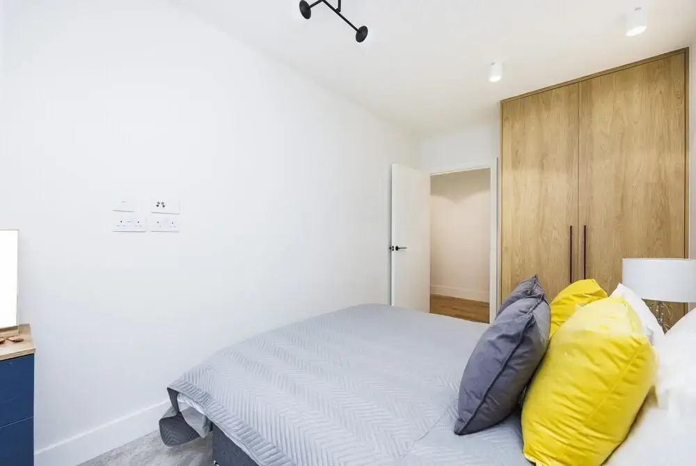 Luxurious Apartments in LONDON, SK