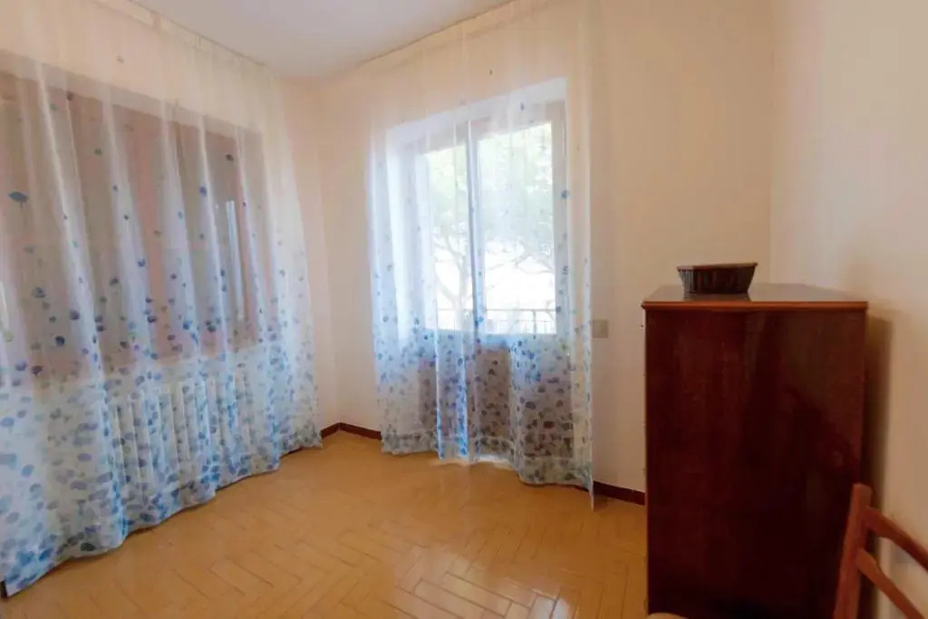 M261 - Marcelli, Trilocale Ristrutturato Con Terrazzo Vista Mare Pt