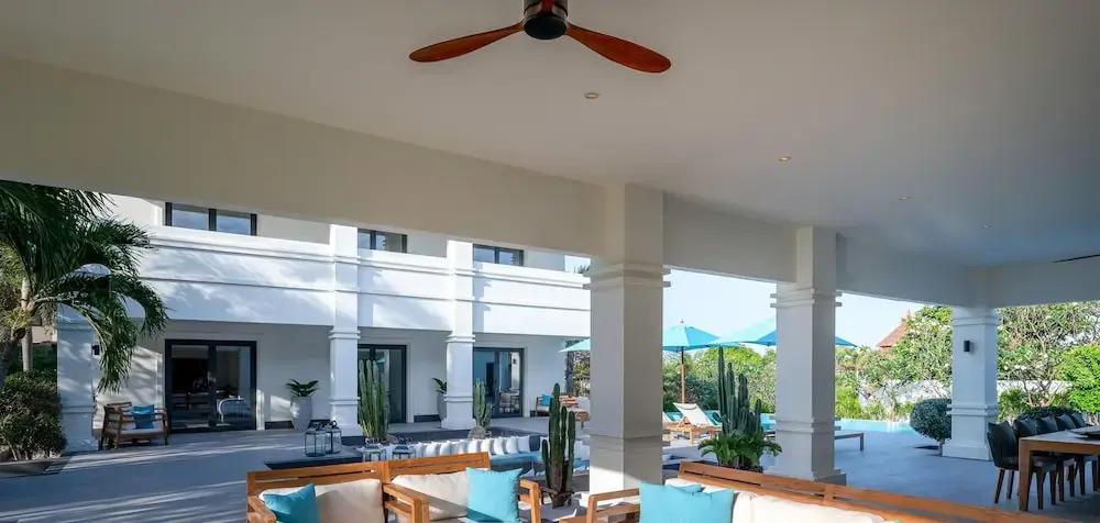Luxury 5 Bedroom Pool Villa