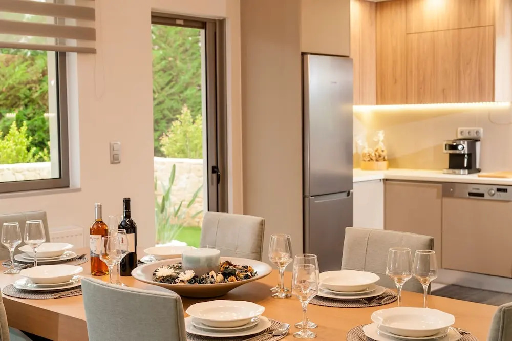 Amaen Luxury House