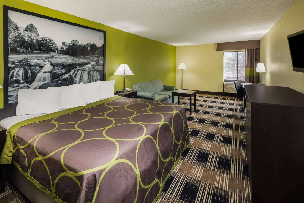 Super 8 by Wyndham Greer/Spartanburg Area