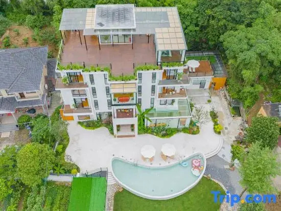 Yunfu Mountain Moon Light Luxury Resort Homestay (Tonglu OMG Heartbeat Paradise Store)
