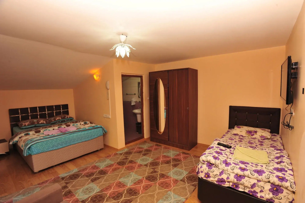 Çam Otel 2