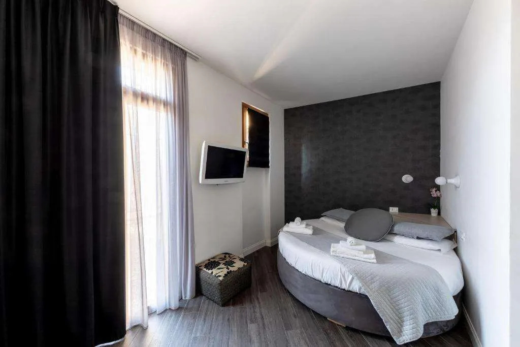 Blue Inn Luxury Suites