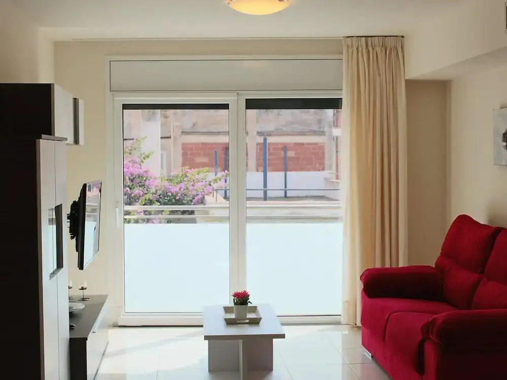 Peaceful Apartment in Roses near de la Punta Beach
