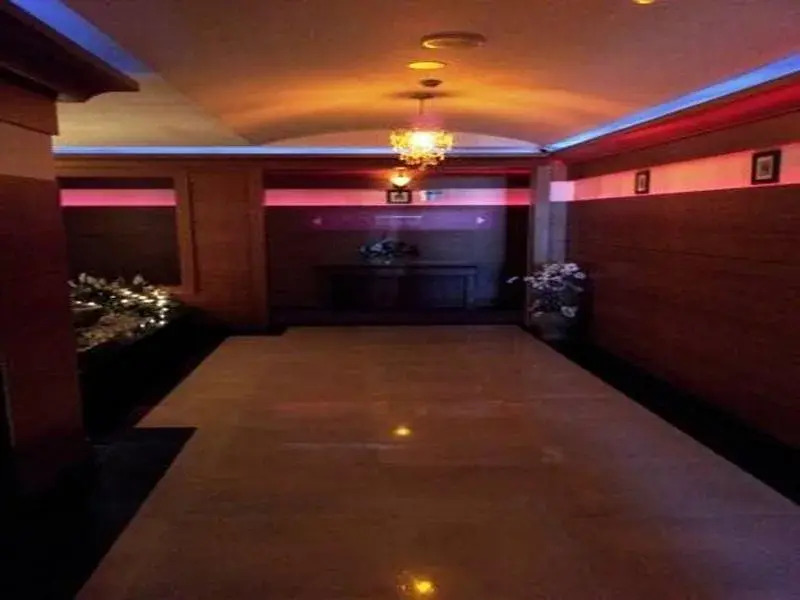 Hotel White Castle