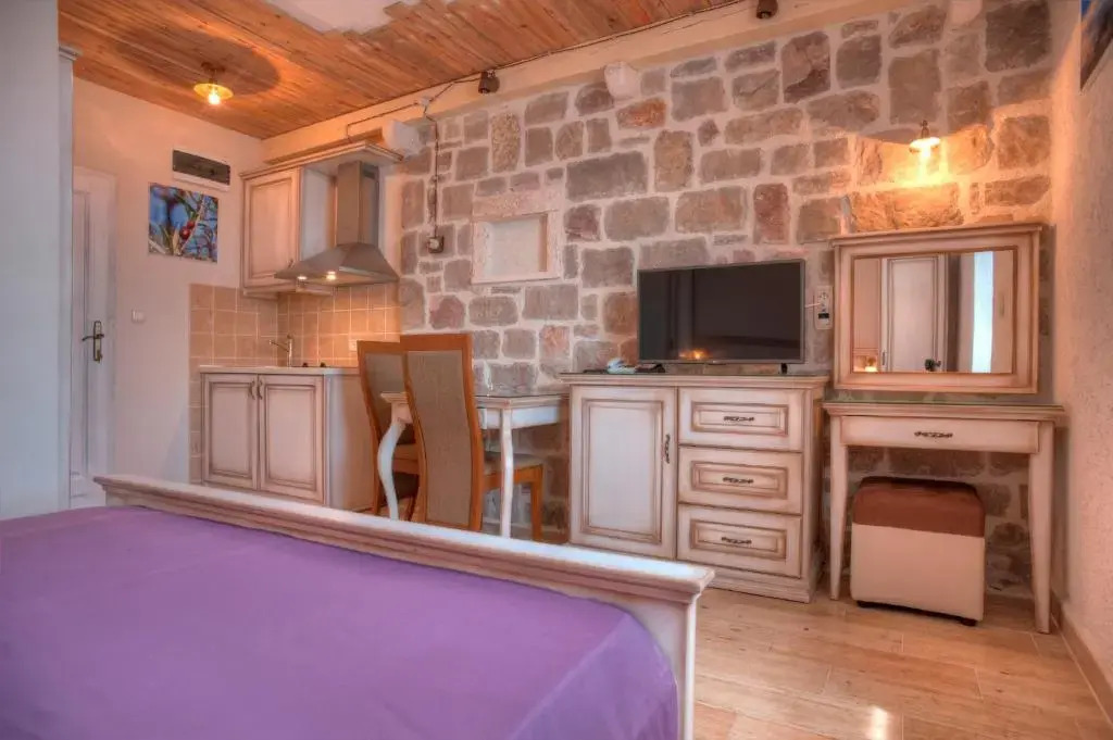 Piazza Apartments 1