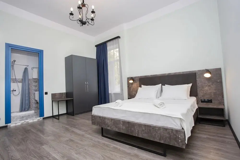 Tbilisi Blue Doors Hostel & Hotel