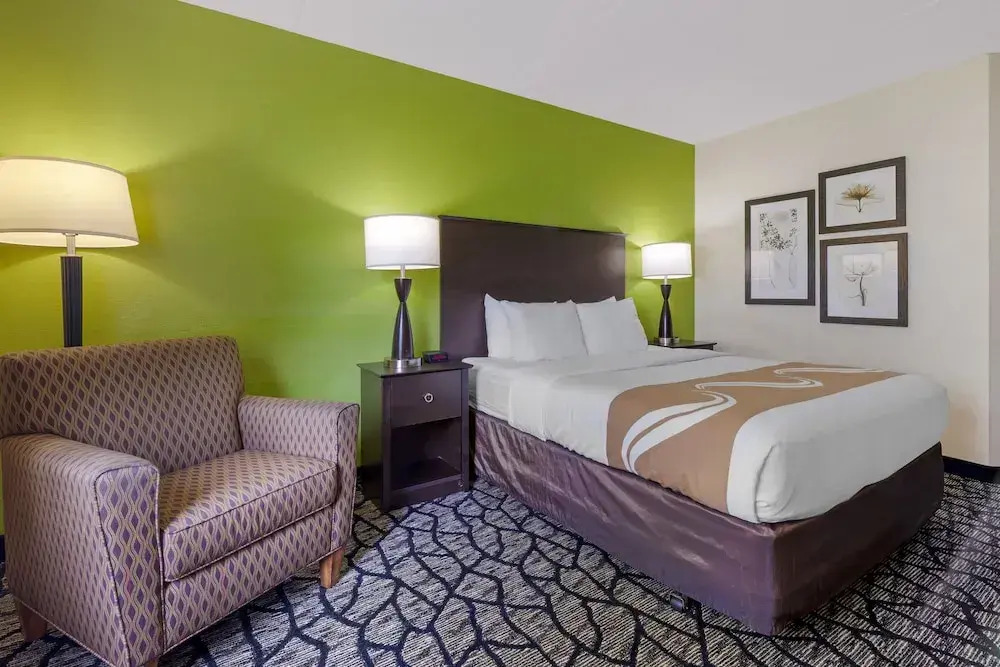 Americinn Oshkosh