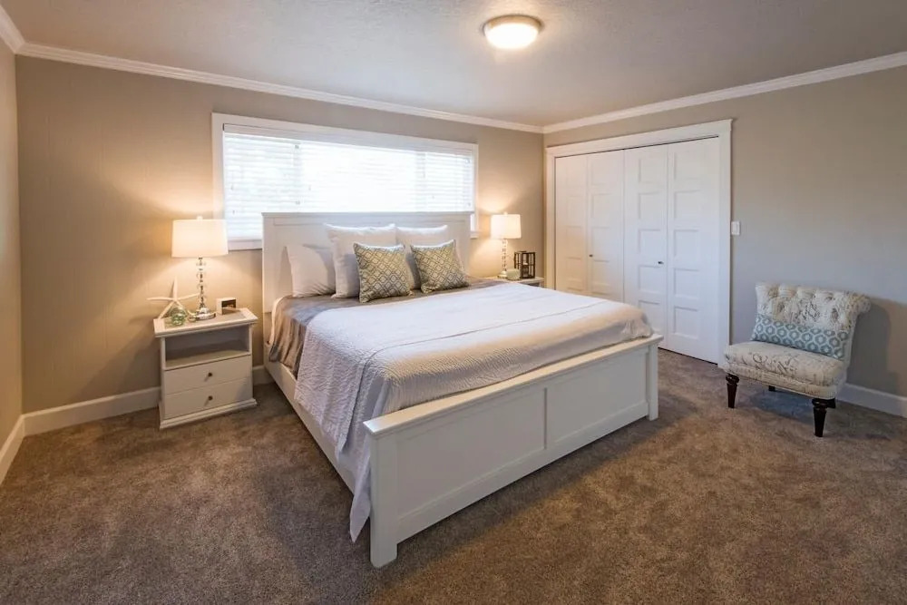 Beach Drive Suites