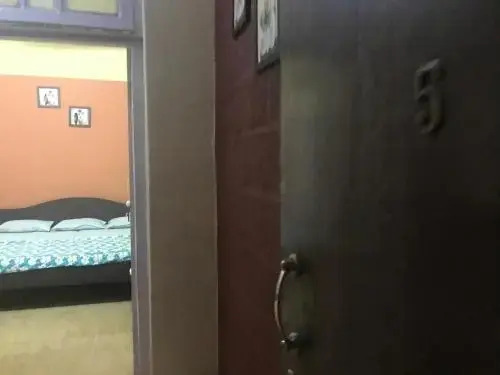 Divadkar Hotel
