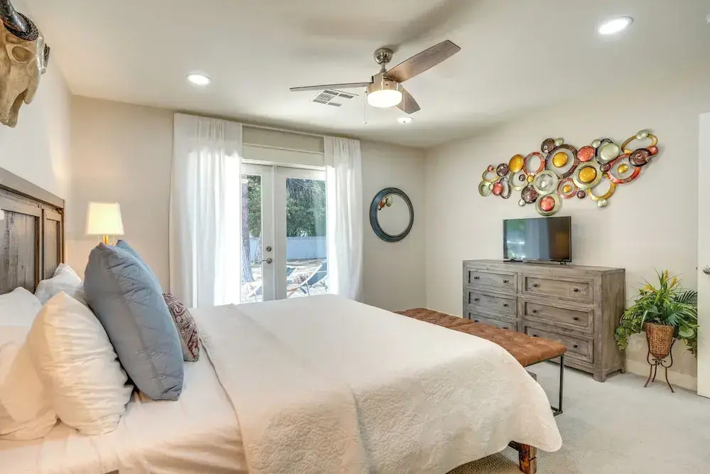 Pool, Hot Tub: Family-friendly Scottsdale Home!