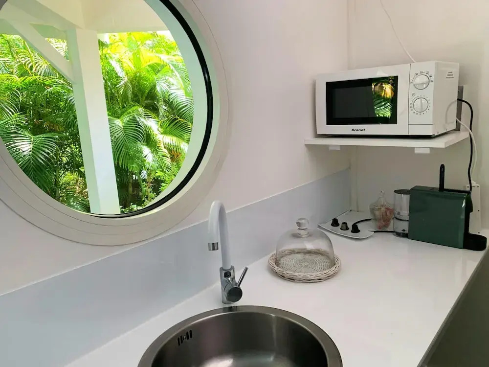 Apartment With one Bedroom in Le Moule, With Private Pool, Furnished Terrace and Wifi - 200 m From the Beach