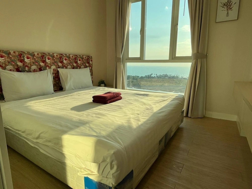 2 Bed Room Seaview -best Of Location A Pattaya Gem
