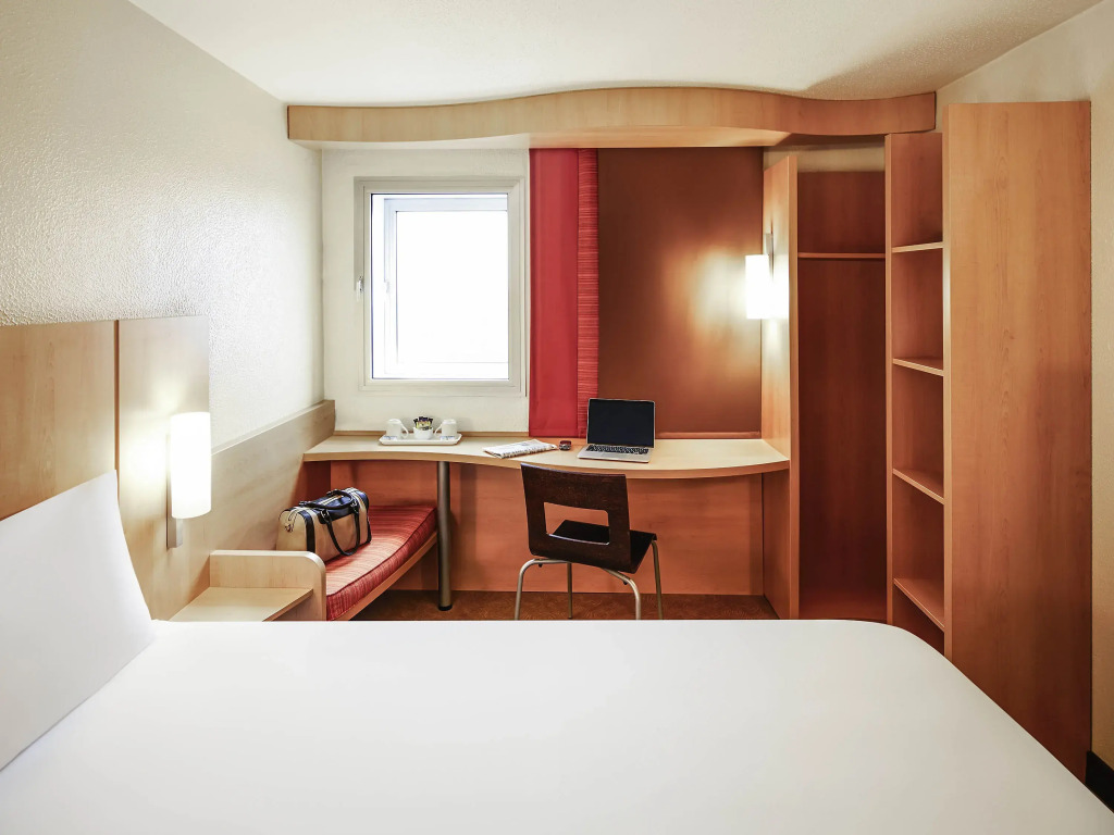 ibis London Heathrow Airport