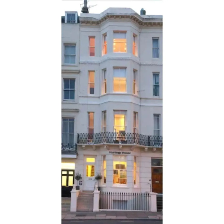 Hastings House 9-Bedroom Holiday House
