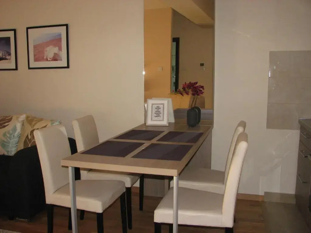 Apartment B&S