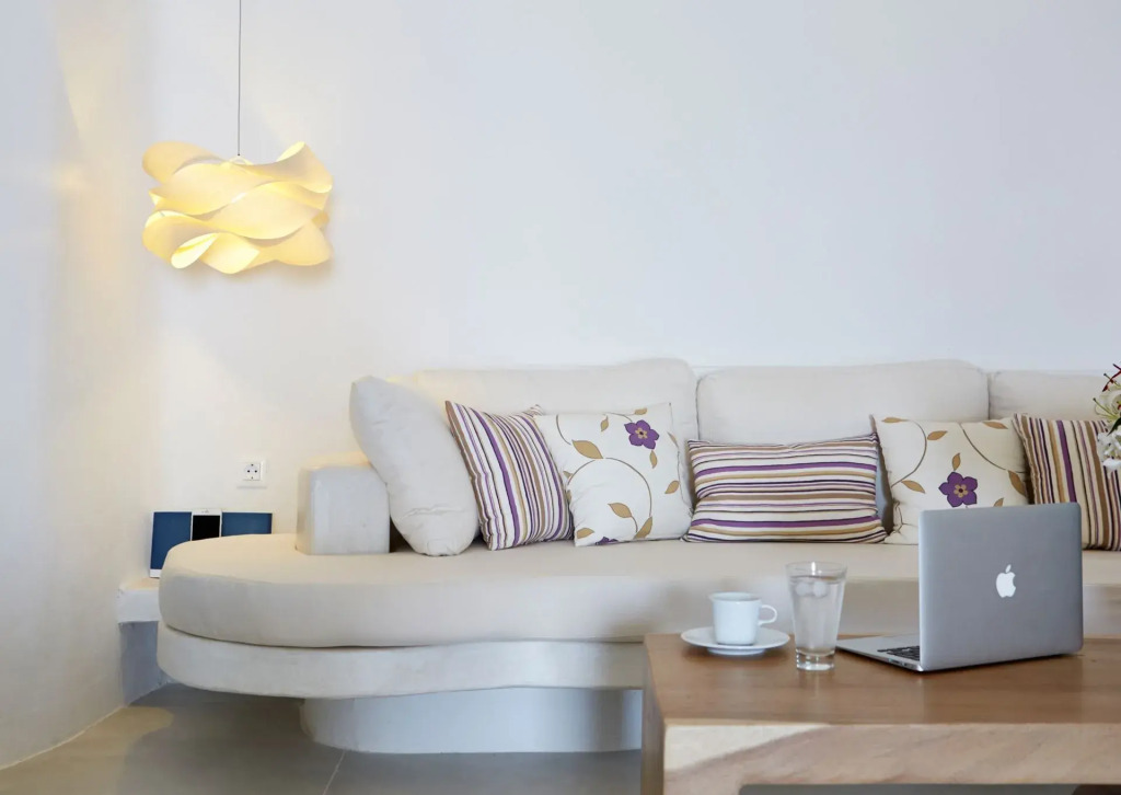 Aura Suites