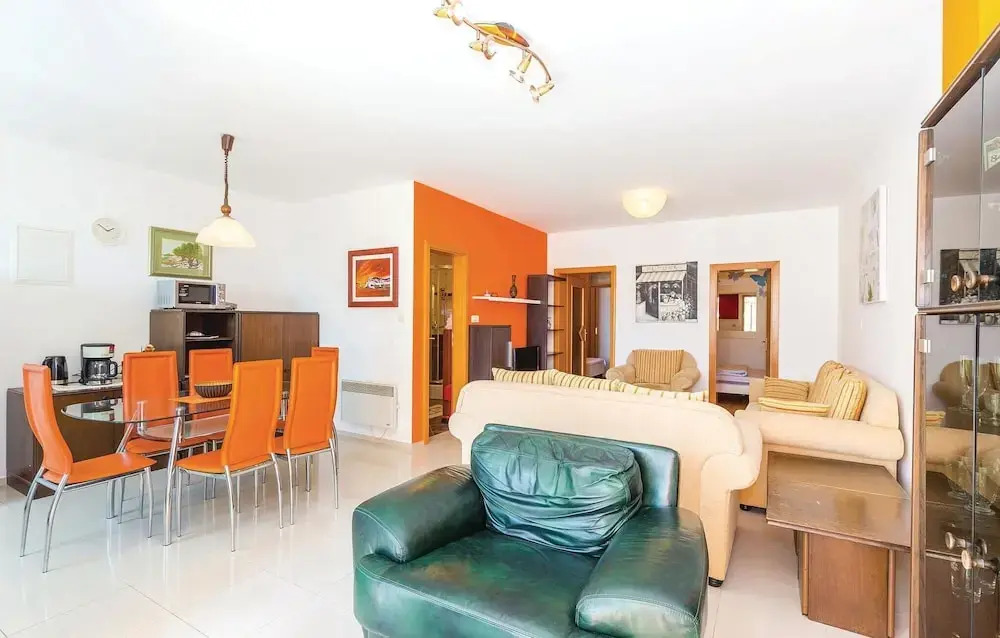 Stunning Home in Kostrena With Wifi and 2 Bedrooms