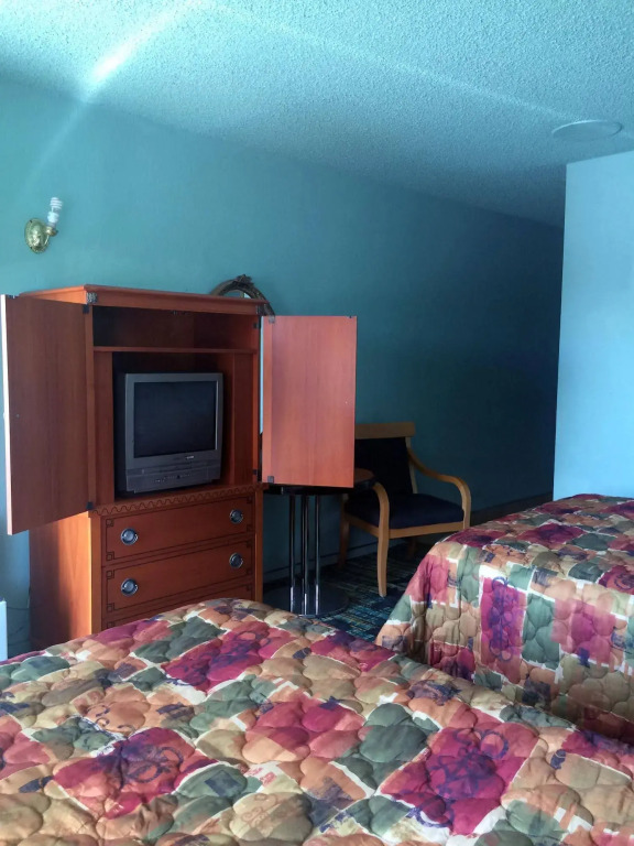 Country Inn Motel