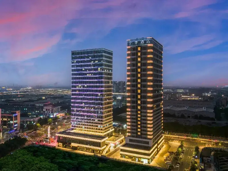 Ji Hotel Guangzhou Baiyun Tinggang Metro Station