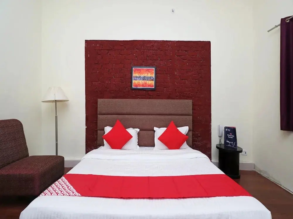 Mannat Farms By OYO Rooms