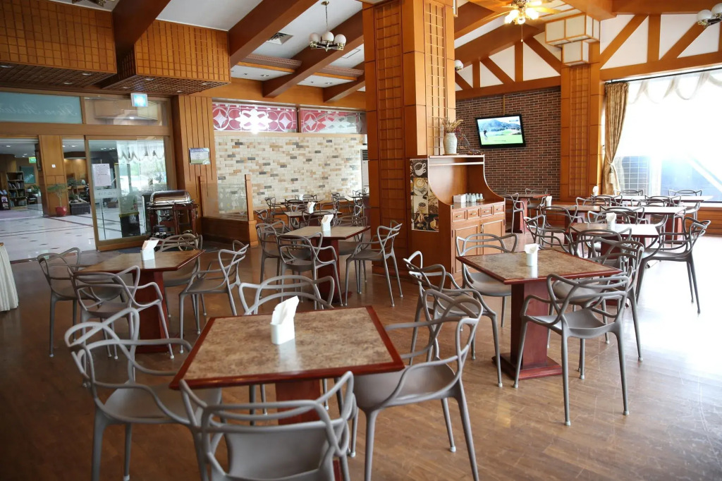Osaek Greenyard Hotel