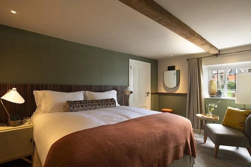 The Falcon Hotel