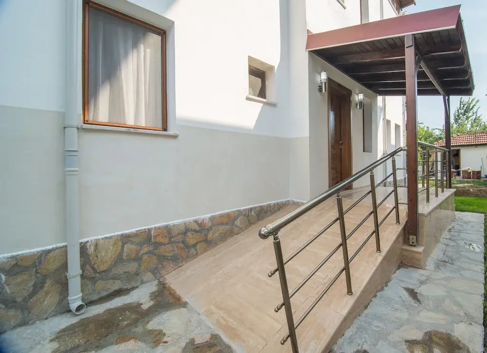 B.C. Alya Hotel
