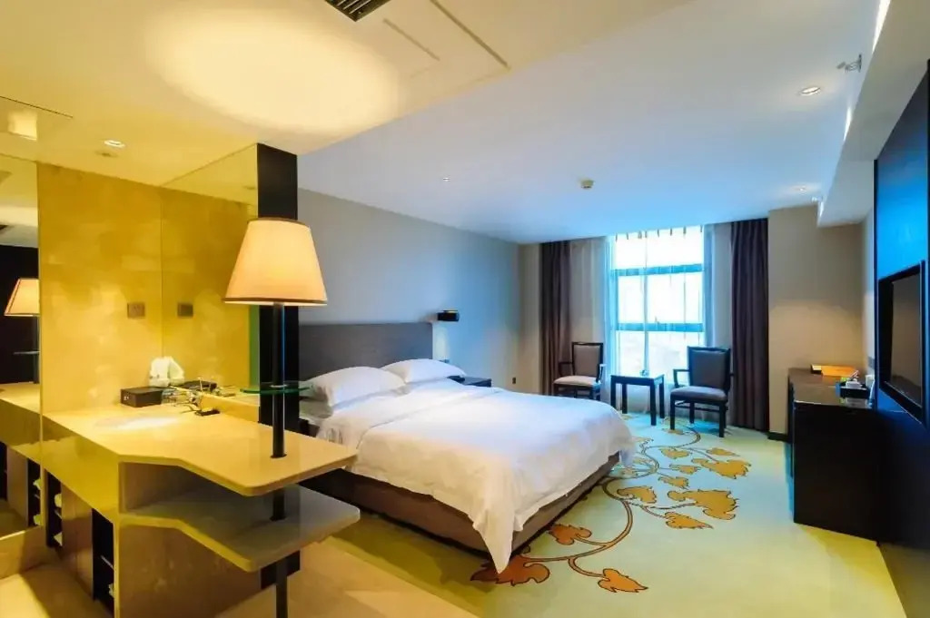 Sunshine Hotel
