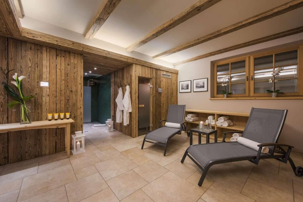 Alpine Bliss Retreat in Sankt Anton