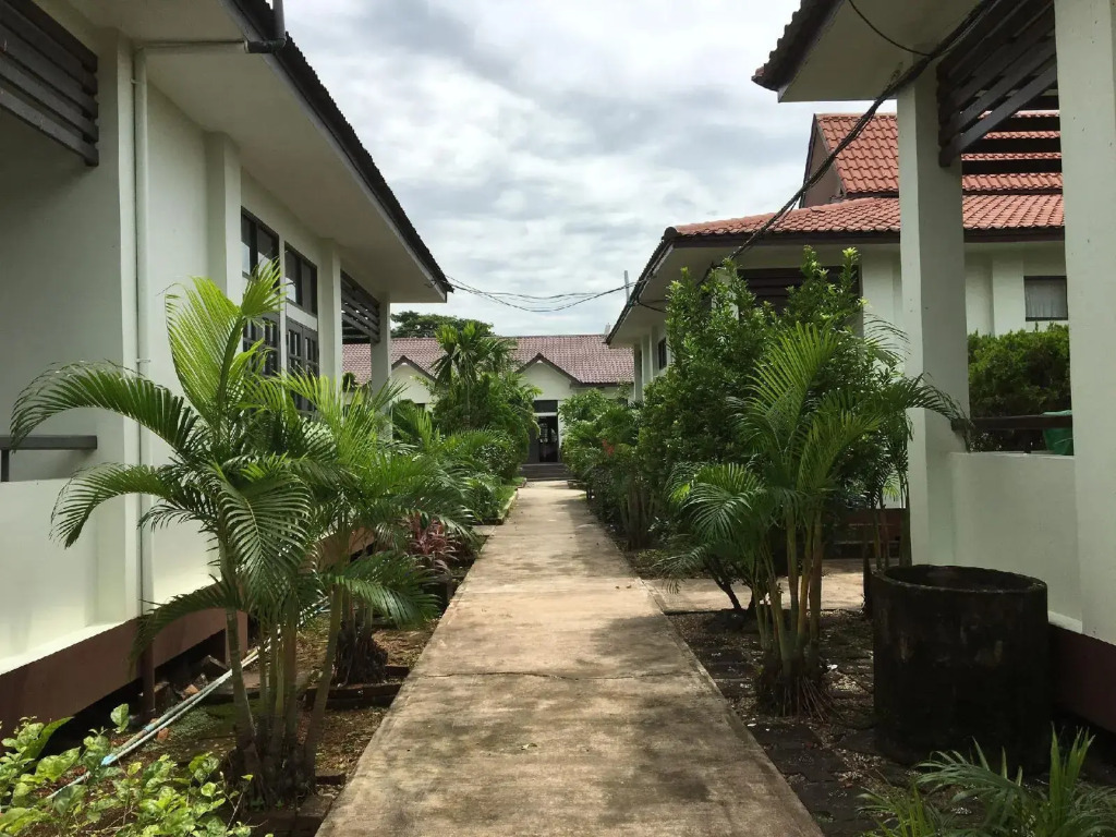 Attran Hotel