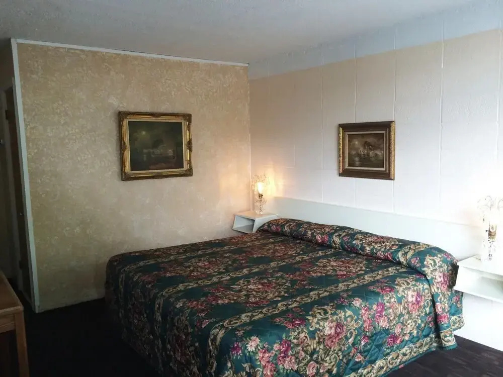 Windsor Motel
