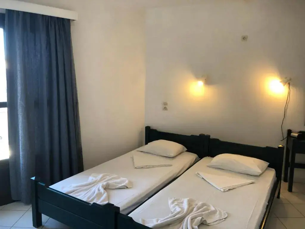 Apartment for 4 Near the Beach