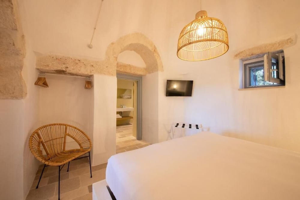 Borgo Cucumo by MONHOLIDAY