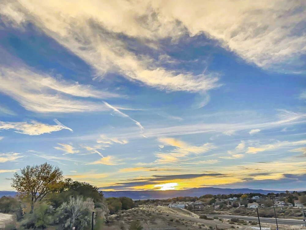 Casita Overlooking Horizon 2 Bedroom Home