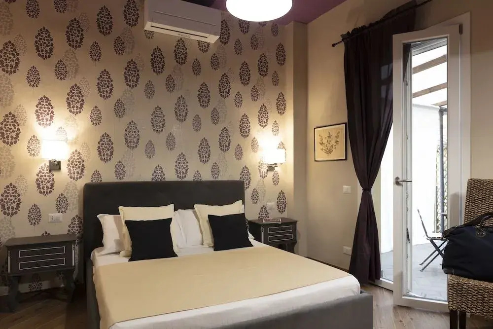 Roommo Apartments