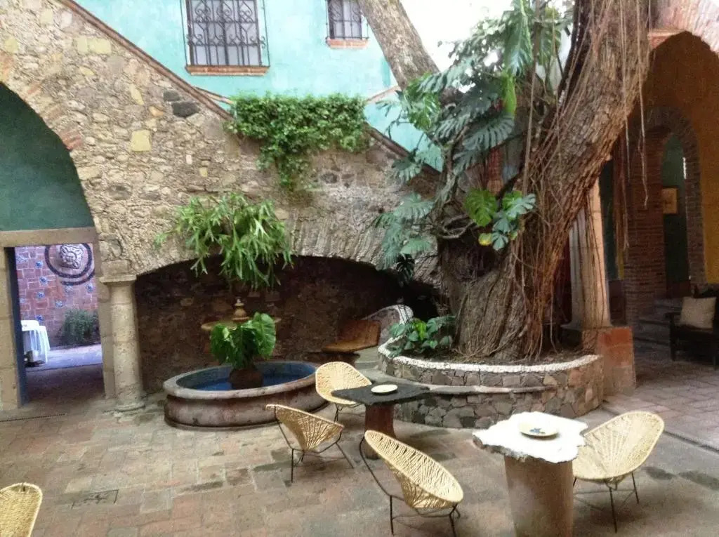 Hotel los Arcos