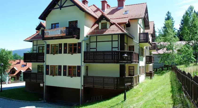 Klimatyczny Apartament Sun Seasons 24 w Szklarskiej Porębie by Noclegi Renters