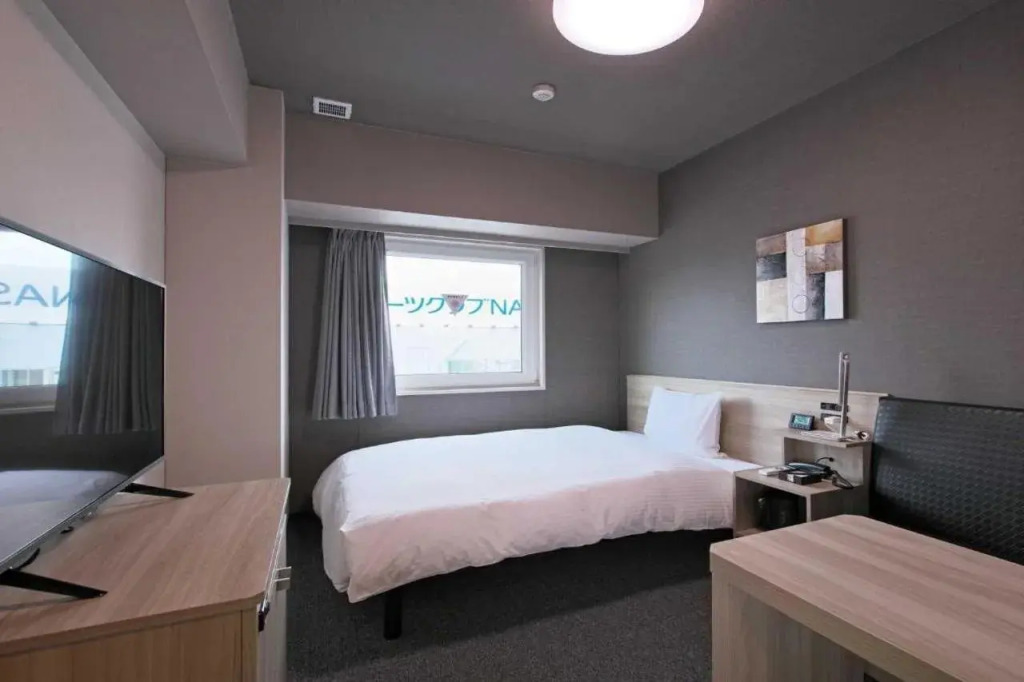 Hotel Route-inn Hiratsuka Station North