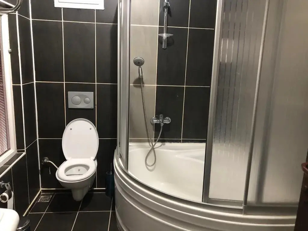 Mi̇dyat Anti̇k Otel
