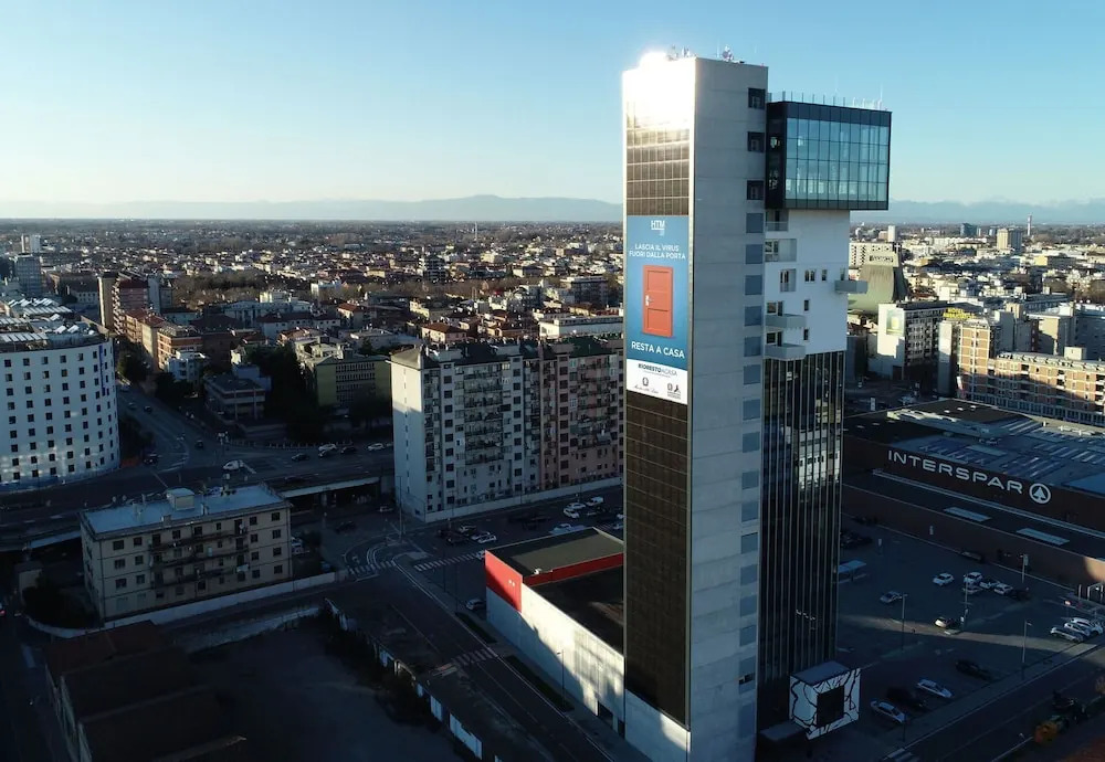 Htm Hybrid Tower Mestre by Halldis