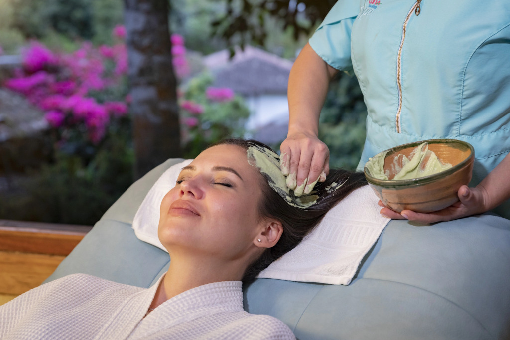 Luna Volcán, Adventure SPA - formerly Luna Runtún