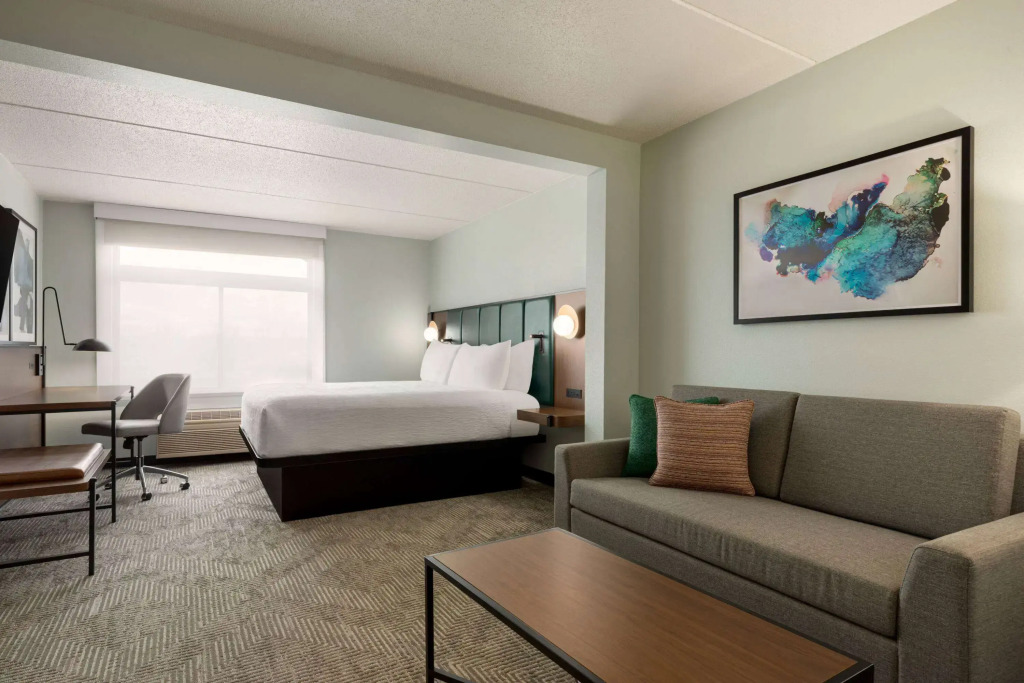 Wingate by Wyndham Green Bay