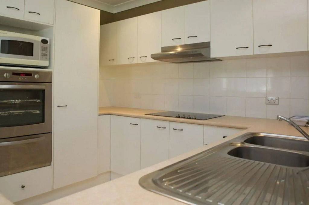 Sanctuary Lake Apartments